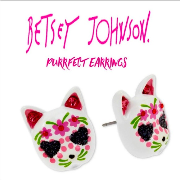 New Betsey Johnson Sugar Skull Cat Stud Earrings - Picture 2 of 12